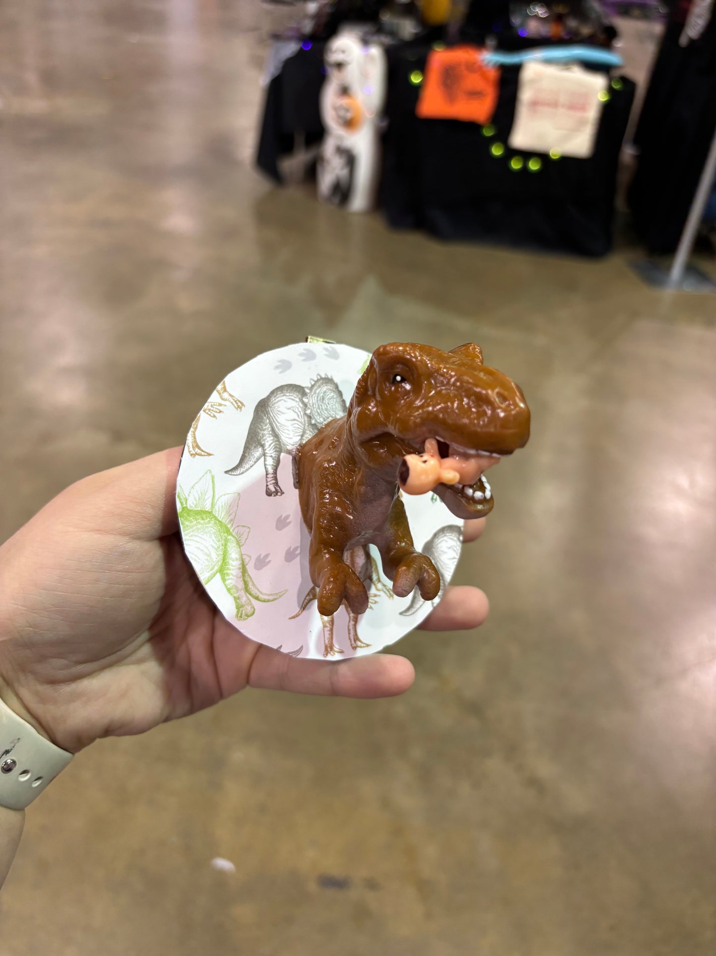 Dinosaurs mini wall hanging