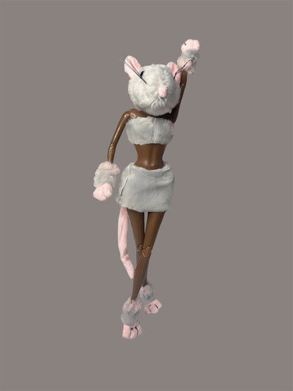 Gray Rat Baddie